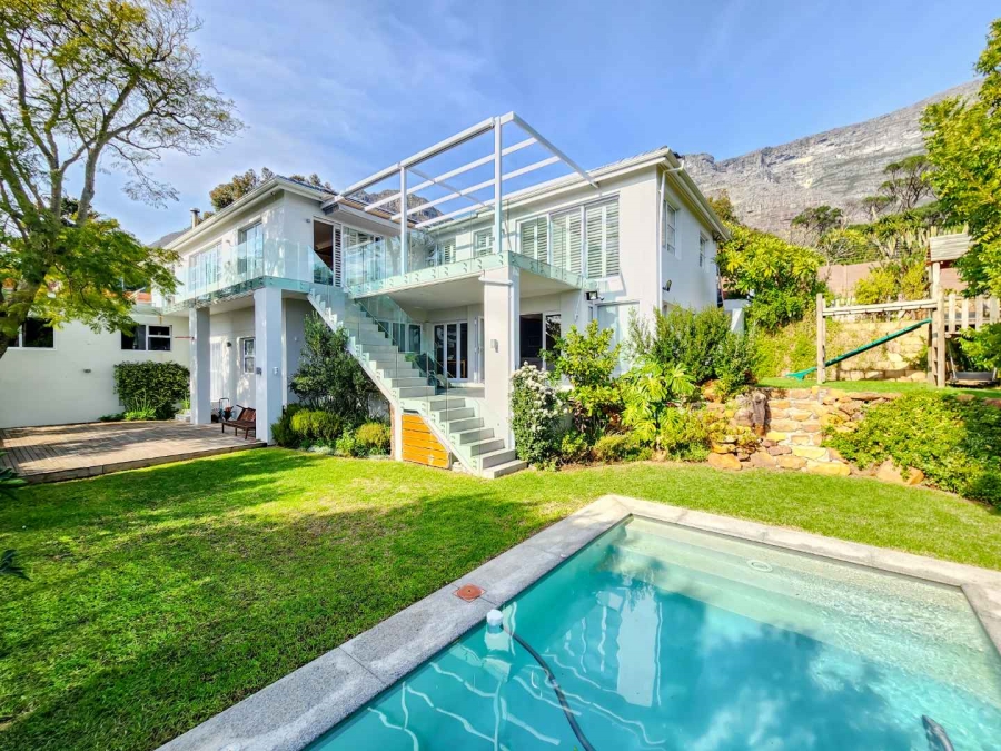To Let 5 Bedroom Property for Rent in Vredehoek Western Cape